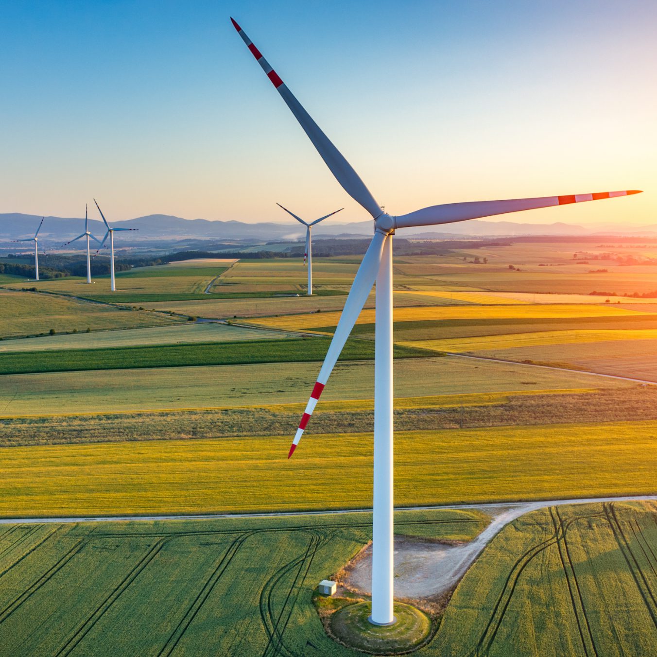 Storing renewable energy